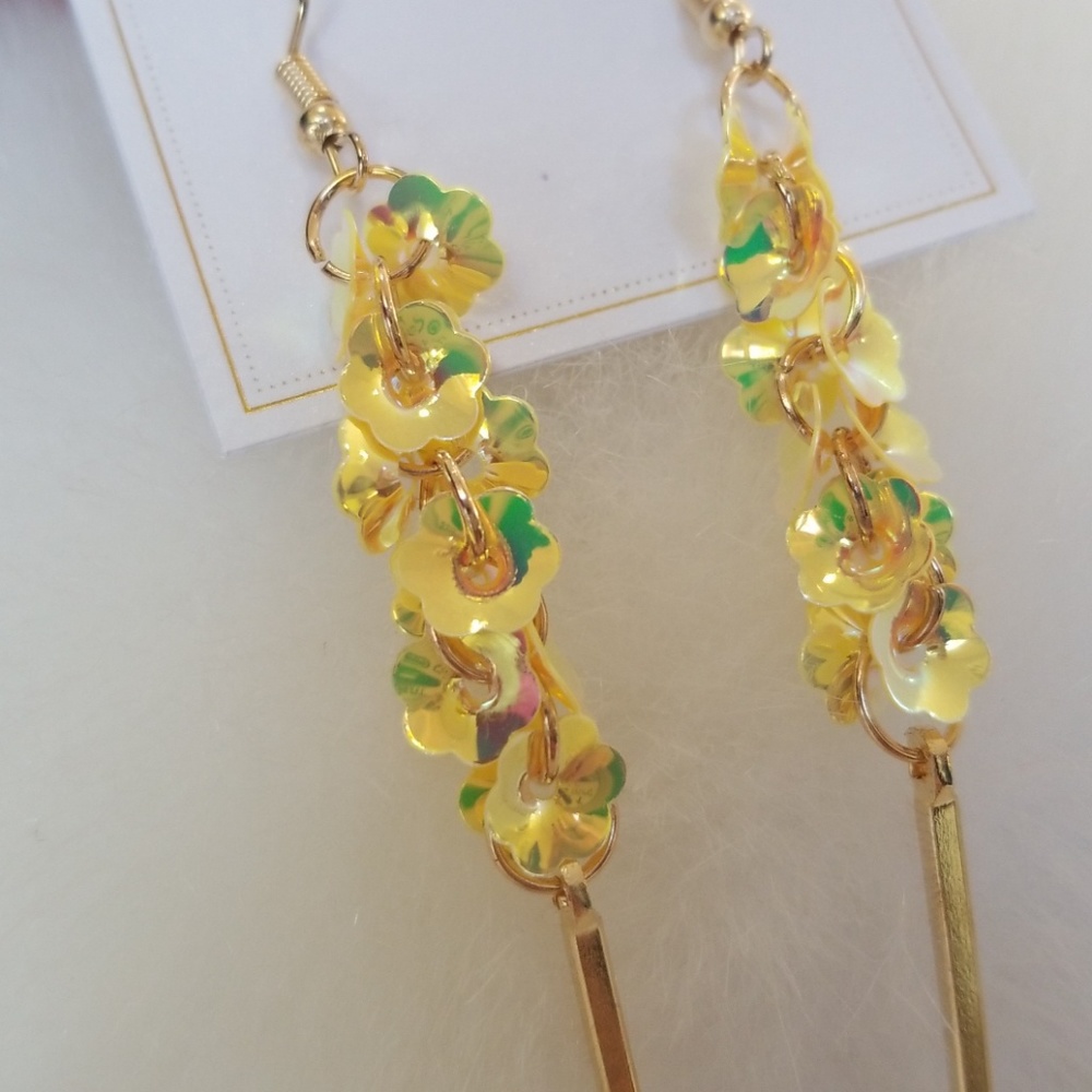 Yellow Fun Floral Earrings - Picture 3 of 3